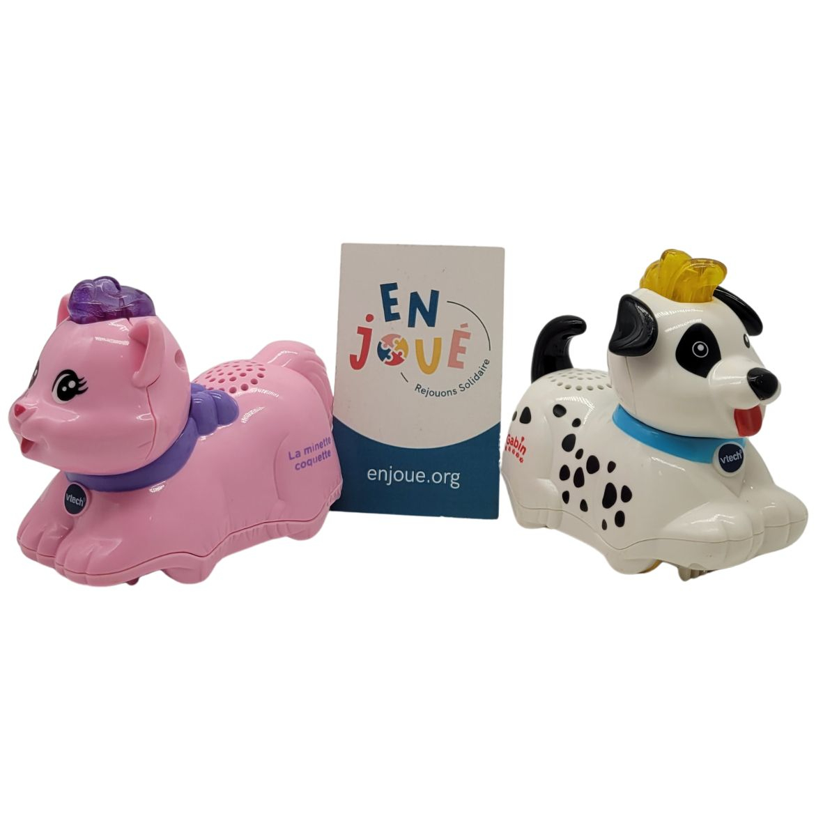 Voir photo 2 de Lot de 2 Tut Tut Animo - Mistinguette la minette coquette - Gabin le dalmatien - Vtech - Dès 12 mois. Lot de 2 Tut Tut Animo - Mistinguette la minette coquette - Gabin le dalmatien - Vtech - Dès 12 mois. Bon état - Vue 2 -
